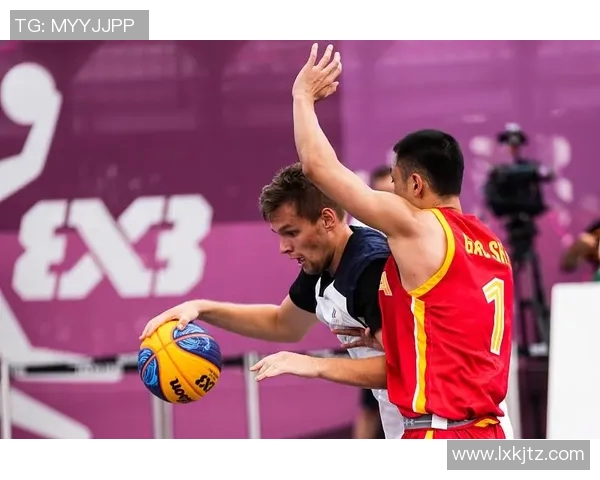 俄罗斯男篮与捷克男篮激战正酣谁能在国际赛场上笑到最后 俄罗斯男篮与捷克男篮激战正酣谁能在国际赛场上笑到最后