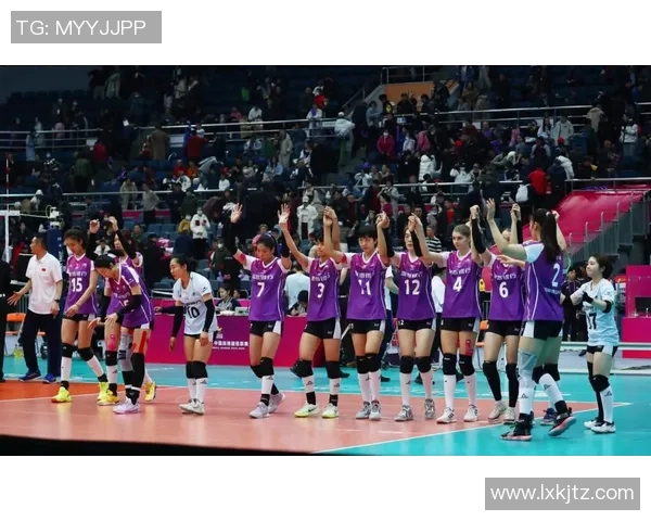 天津女排对阵福建女排精彩直播全程回顾与赛况分析 天津女排对阵福建女排精彩直播全程回顾与赛况分析